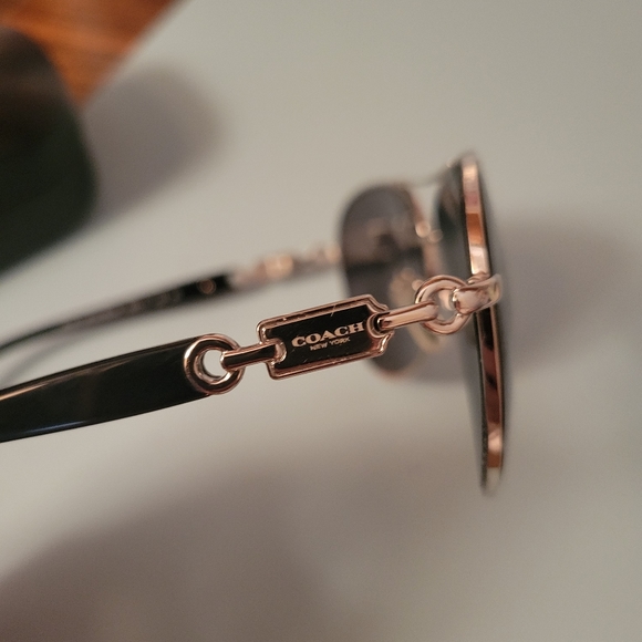 Coach Aviator Sunglasses with Prescription - Picture 4 of 9